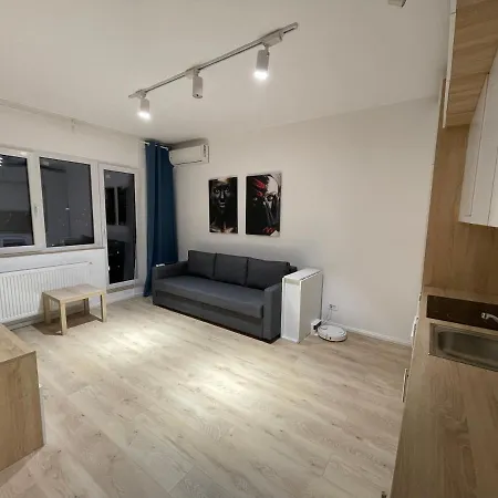 Aquamarine Luxury Palace בוקרשט